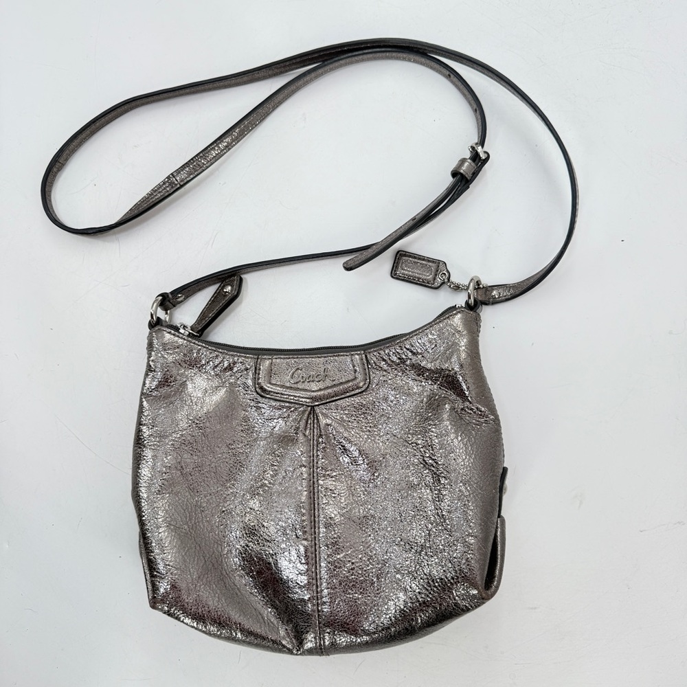 Coach Metallic Pewter Silver Patent Leather Crossbody Bag Poppy Scribble Logo - Picture 7 of 16